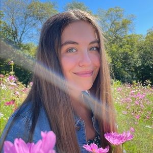 Meet your Posher, Haley